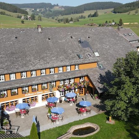 Hotel Zum Loewen - Unteres Wirtshaus Titisee-Neustadt Exteriör bild